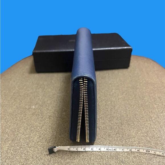 Prada Continental Wallet - Picture 5 of 10